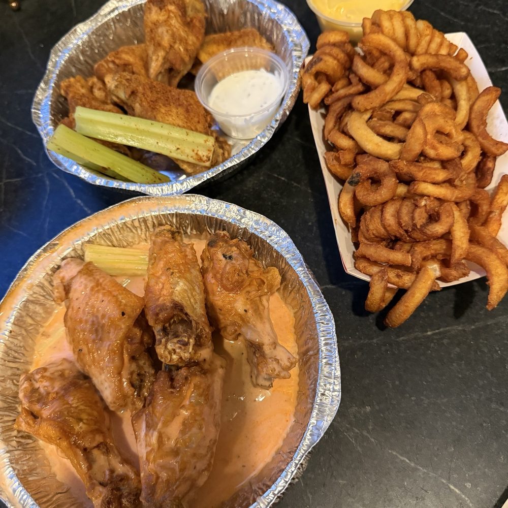 Presutti's - Pizza Near Me - Carnegie, Pennsylvania