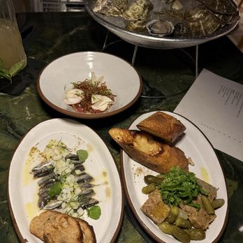 Deckman’s North At 3131 - Taj Farms lamb, house cured anchovies, Bigeye, and oysters - New American Near Me - San Diego, California