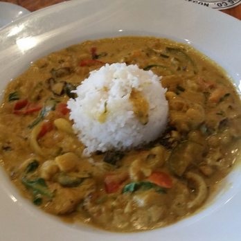 Full Sail Brew Pub - Vegetable Curry Bowl - Pubs Near Me - Hood River, Oregon Full Sail Brew Pub - Vegetable Curry Bowl - Pubs Near Me - Hood River, Oregon