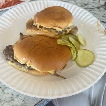 White Manna - Cheeseburger - Burgers Near Me - Hackensack, New Jersey