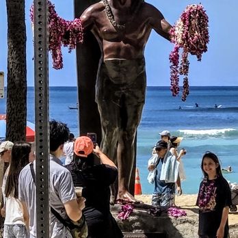 Waikiki Beach - On Waikiki Beach - Beaches Near Me