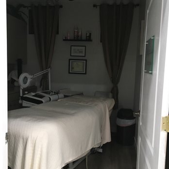 Beauty Station - Hair Salons Near Me - Bonsall, California