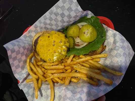 Photo of No Name Grill - Littleton, CO, US. Cheeseburger