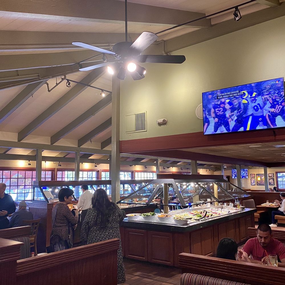 Sizzler - Interior - Steakhouses Near Me - West Covina, California Sizzler - Interior - Steakhouses Near Me - West Covina, California