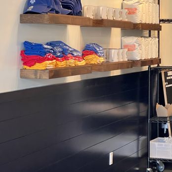 Hank's Bagels - Merch - Bagels Near Me - Calabasas, California