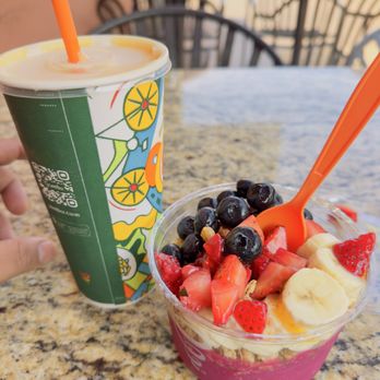 Jamba - Fusion bowl , and a smoothie - Juice Bars & Smoothies Near Me - Commerce, California