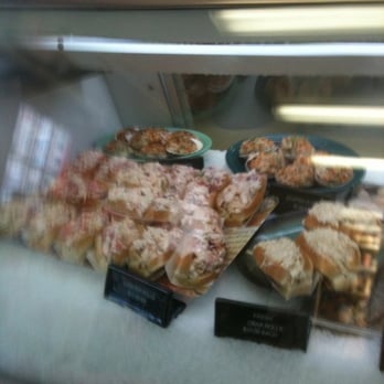 James Hook & Co - Lobster and crab rolls - Seafood Near Me - Boston, Massachusetts