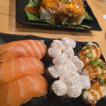 Ninja Sushi Mililani - Nigiri: salmon, mayo scallop, garlic ebi - Japanese Near Me - Mililani, Hawaii