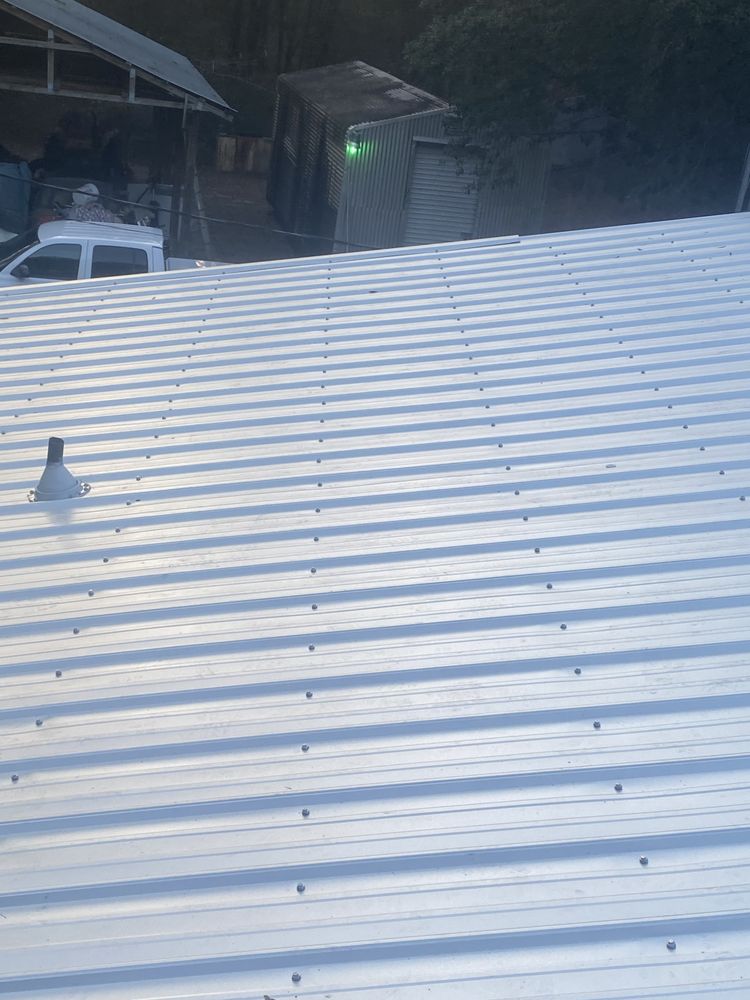 Slide of Michael Pittman and Son Roofing