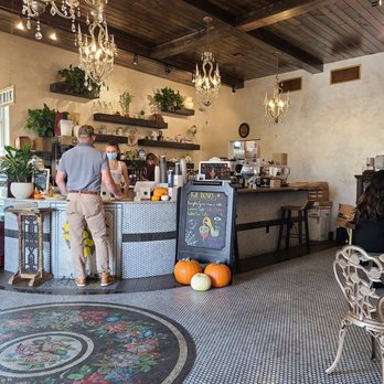FeelLove Coffee - Coffee & Tea Near Me - St. George, Utah FeelLove Coffee - Coffee & Tea Near Me - St. George, Utah