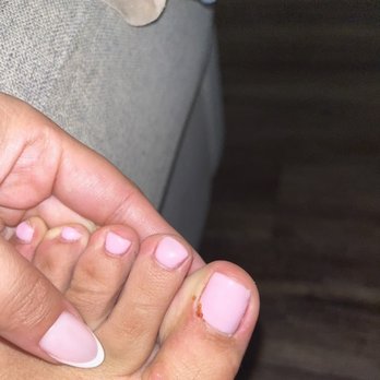 Aurora Nails Bar - Nail Salons Near Me - Miami, Florida