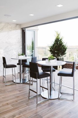 SkyBar Green Hills by null