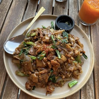 Hanuman Thai Eatery - Pad See Ew - Thai Near Me - Costa Mesa, California Hanuman Thai Eatery - Pad See Ew - Thai Near Me - Costa Mesa, California