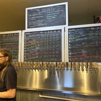 Exhibit Ale - Beer Bar Near Me - Lawrenceville, Georgia