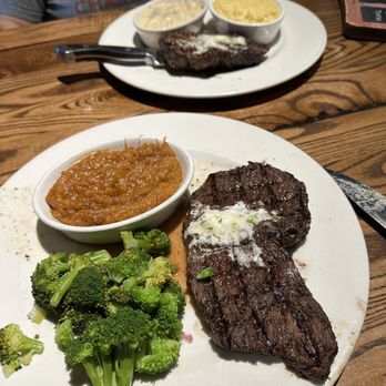 Local Goat - New American Near Me - Pigeon Forge, Tennessee