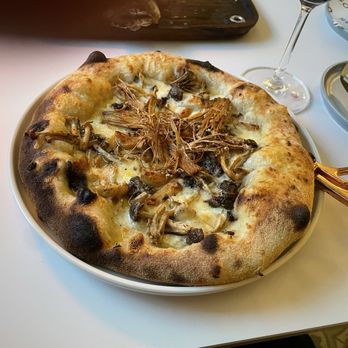 Sugo Social - Truffle pizza - New American Near Me - Rolling Hills Estates, California