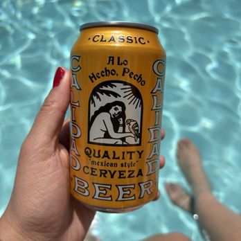 Drift Palm Springs - Calidad beer - Hotels Near Me - Palm Springs, California