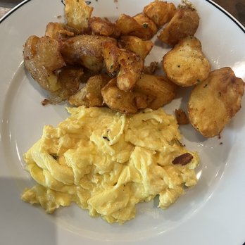 Bluebird - French Near Me - Chapel Hill, North Carolina