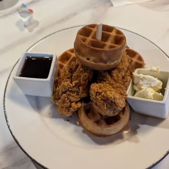 Harvey's - Classic chicken and waffles - Breakfast & Brunch Near Me - Kansas City, Missouri Harvey's - Classic chicken and waffles - Breakfast & Brunch Near Me - Kansas City, Missouri