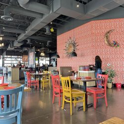 Macayo's Mexican Food - Dining room
