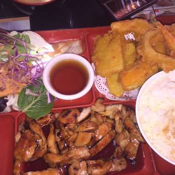 Fusion Sushi - L-11 Teriyaki Chicken, Tempura Mix & Salad - Sushi Bars Near Me - Hermosa Beach, California