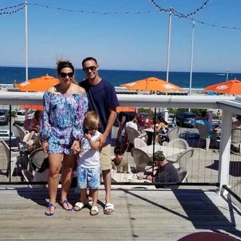 Bernies Beach Bar - Bars Near Me - Hampton, New Hampshire