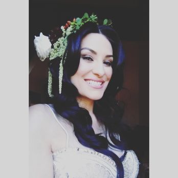 Above The Stem - My beautiful fresh flower crown for my wedding - Florists Near Me - Redlands, California Above The Stem - My beautiful fresh flower crown for my wedding - Florists Near Me - Redlands, California