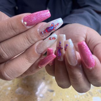 2Q Nail Spa + Eyelashes - Fill - Nail Salons Near Me - Montclair, California