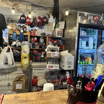 Red State BBQ - Behind counter - Barbeque Near Me - Lexington, Kentucky Red State BBQ - Behind counter - Barbeque Near Me - Lexington, Kentucky