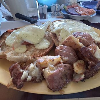 Palm Beach Bagel - Salmon Benedict - Breakfast & Brunch Near Me - Boca Raton, Florida