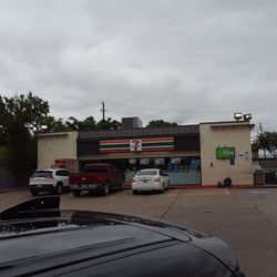7-Eleven