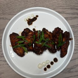Skyvibe Restaurant and Lounge - Wings