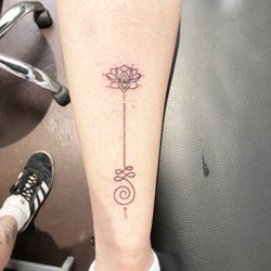 Atelier-W-54 - Tattoo / lignes fines / Nancy