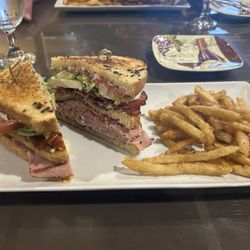 DeLuca’s