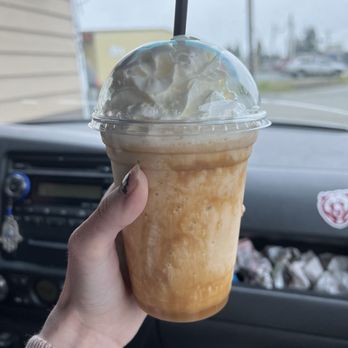 Darci's Dinky Donuts - caramel chillachino (frappe) with whipped cream - Coffee & Tea Near Me - Monroe, Washington Darci's Dinky Donuts - caramel chillachino (frappe) with whipped cream - Coffee & Tea Near Me - Monroe, Washington