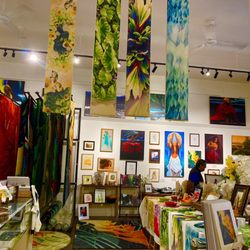 Sabado Art Gallery - Wailuku - Fun colors