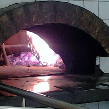 I Due Leccesi - Pizza Near Me - Milan, Michigan I Due Leccesi - Pizza Near Me - Milan, Michigan