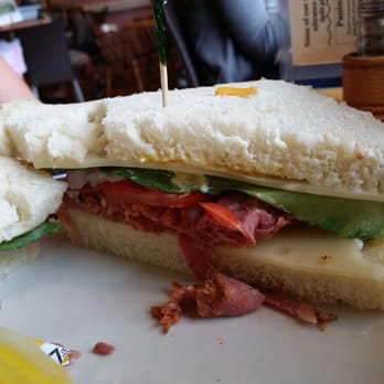 Nye Beach Cafe - Cafes Near Me - Newport, Oregon