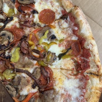 Dazzo's Pizzeria - Pizza Near Me - Knoxville, Tennessee