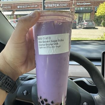 The Alley - Ube Brown Sugar Boba Crème Brulee milk - Bubble Tea Near Me - Beaverton, Oregon The Alley - Ube Brown Sugar Boba Crème Brulee milk - Bubble Tea Near Me - Beaverton, Oregon