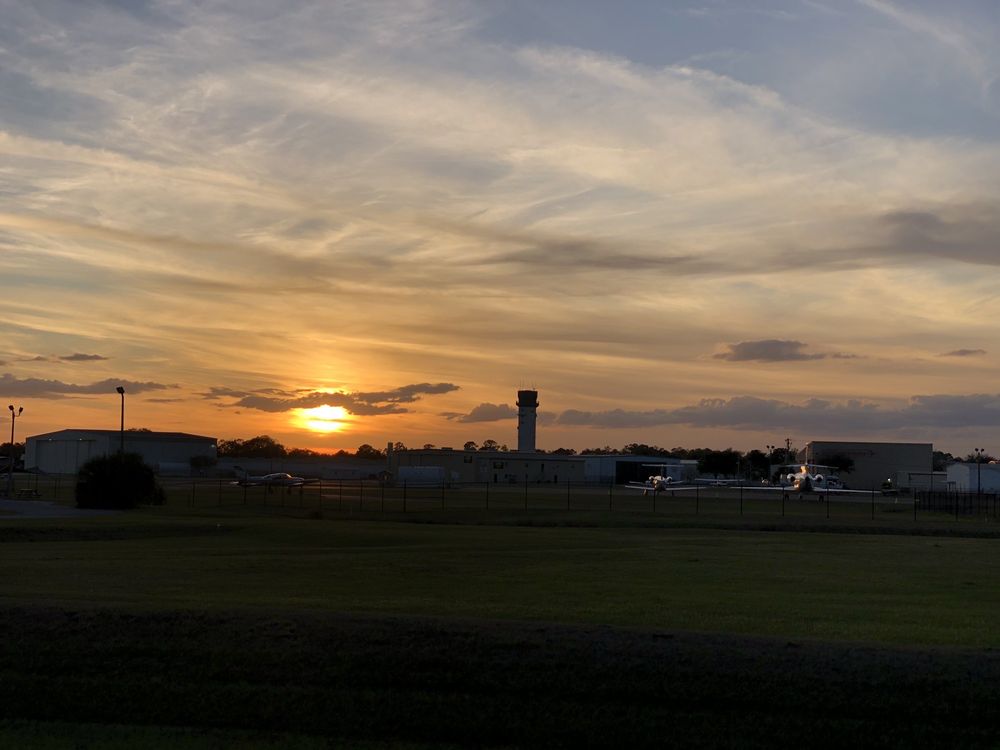 LAKELAND LINDER INTERNATIONAL AIRPORT 22 Photos 3900 Don Emerson Dr