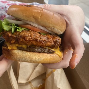 Flip Burger - Stinger Burger (w/o blue cheese) - Burgers Near Me - Lewiston, New York