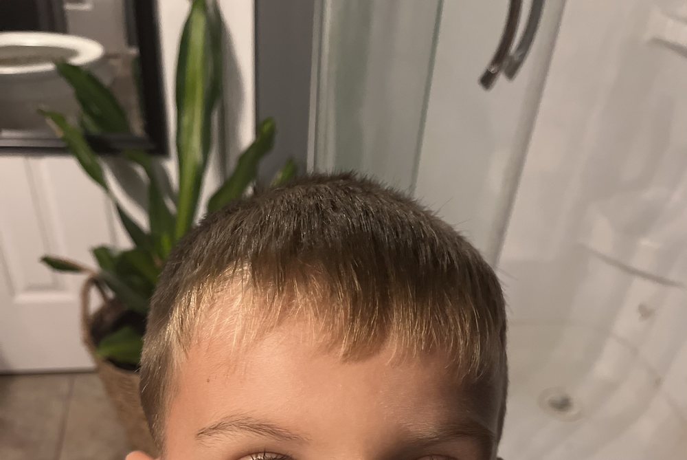 HOLIDAY HAIR Updated September 2024 350 Scarlett Rd, Square