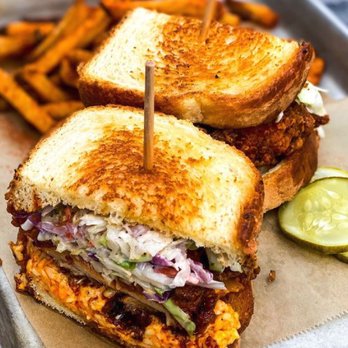 Jekyll Brewing City Center - Sourdough Hot Chik'n Sammy - Breweries Near Me - Alpharetta, Georgia