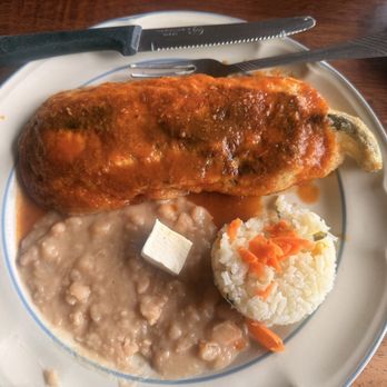 Las Cazuelas - Chile rellano.  Big and delicioso. - Mexican Near Me - Garra de Cuero, JAL