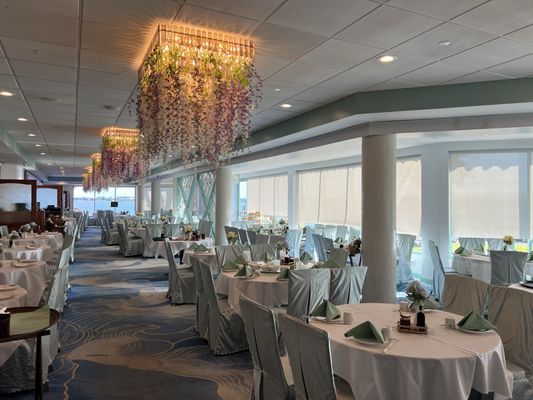 Hong Kong East Ocean Seafood Restaurant by null