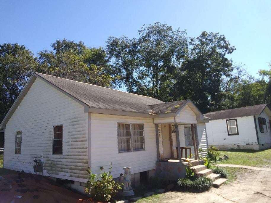 Slide of Right Way Roofing & Construction