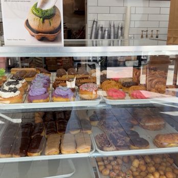 Elk Grove Donuts - Donuts on display - Donuts Near Me - Elk Grove, California Elk Grove Donuts - Donuts on display - Donuts Near Me - Elk Grove, California
