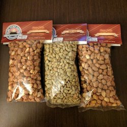 Olde Tyme Kettle Kitchen - Beer nuts - peanuts and pumpkin seeds