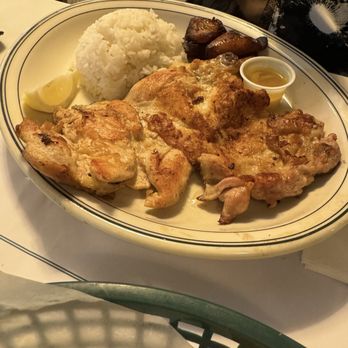 Versailles - Chicken Versailles - Cuban Near Me - Miami, Florida